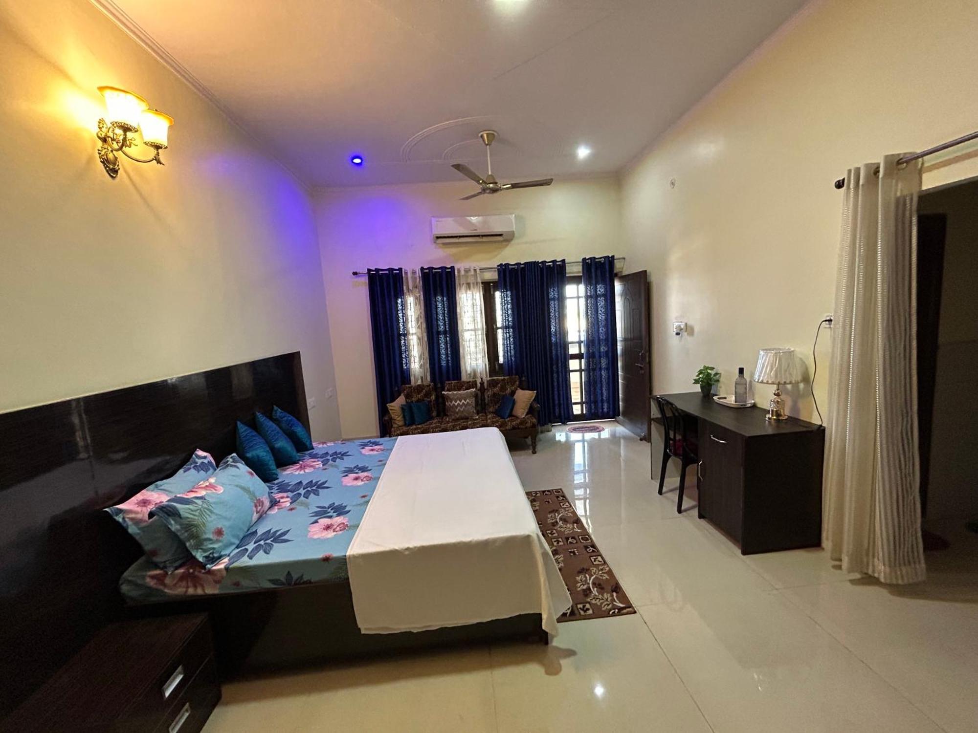 Bisht Niwas Homestay Kotdwāra Exterior foto